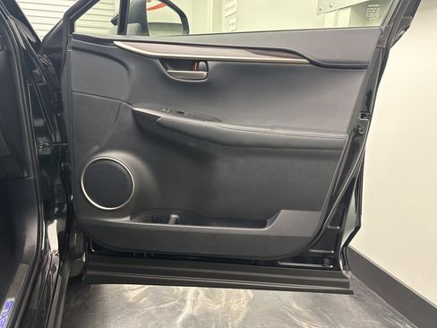 Used 2015 Lexus NX 300h AWD image 10