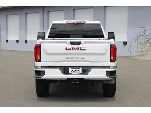 Used 2020 GMC Sierra 3500 Denali w/ Denali Ultimate Package AWD/4WD image 3