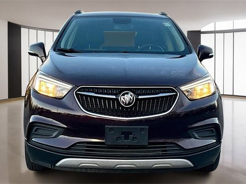 Used 2018 Buick Encore Preferred image 2