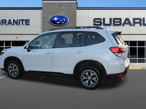 Used 2019 Subaru Forester Premium image 7