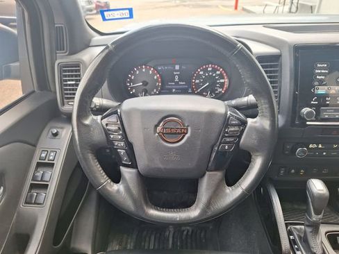 Used 2022 Nissan Frontier PRO-4X w/ Pro-4X Premium Package image 10