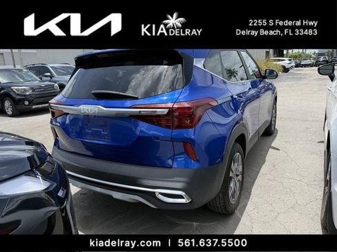 Certified 2023 Kia Seltos S FWD image 2