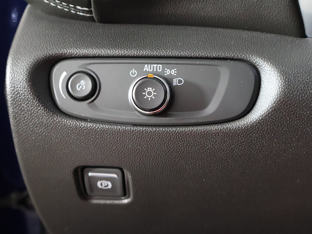 Used 2023 Chevrolet Blazer LT w/ LPO, Floor Liner Package FWD image 35