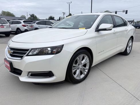 Used 2014 Chevrolet Impala LT w/ Convenience Package FWD image 3