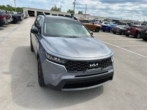 Used 2022 Kia Sorento S w/ Panoramic Sunroof Package AWD/4WD image 26