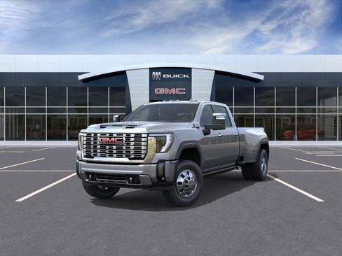 New 2026 GMC Sierra 3500 Denali w/ Denali Reserve Package AWD/4WD image 8