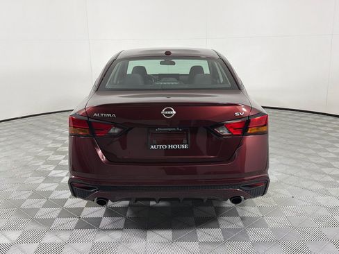 Used 2023 Nissan Altima 2.5 SV w/ SV Premium Package FWD image 6