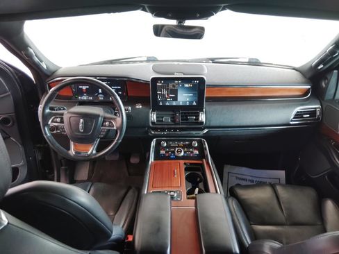 Used 2020 Lincoln Navigator Reserve RWD image 30