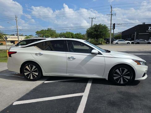 Used 2020 Nissan Altima 2.5 SL FWD image 4