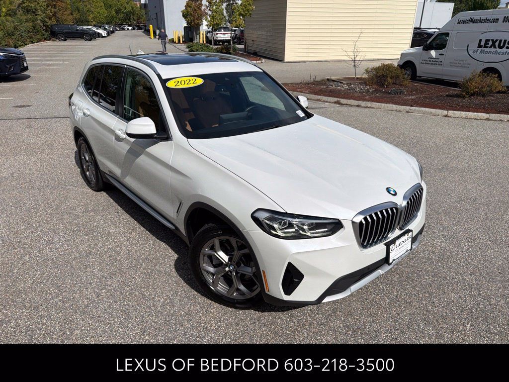 Used 2022 BMW X3 xDrive30i w/ Convenience Package AWD/4WD image 3