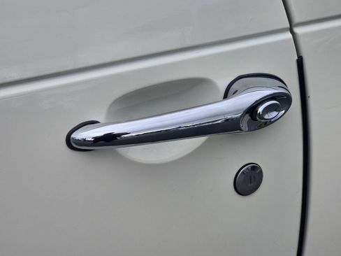 Used 2005 Chrysler PT Cruiser GT FWD image 40