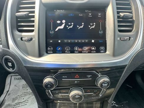 Used 2020 Chrysler 300 Touring w/ Sport Appearance Package RWD image 20