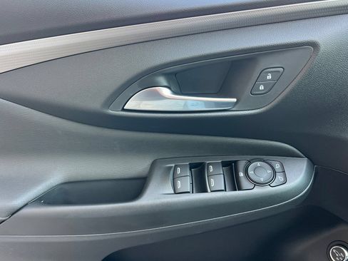 New 2026 Buick Envista Sport Touring FWD image 9