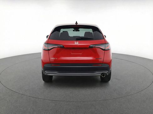 Used 2025 Honda HR-V Sport image 7