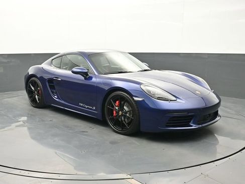 Certified 2024 Porsche 718 Cayman S RWD image 21