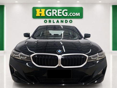 Used 2025 BMW 330i Sedan w/ Convenience Package RWD image 4