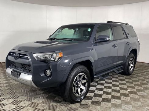 Used 2024 Toyota 4Runner TRD Off-Road Premium w/ Moonroof Package AWD/4WD image 28