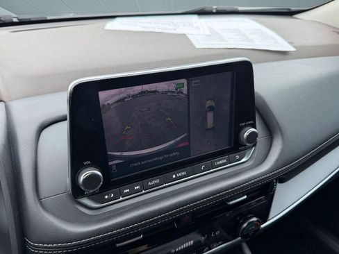 Used 2021 Nissan Rogue SV FWD image 28