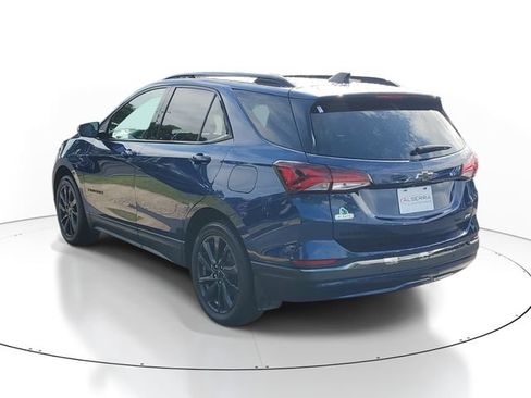 Certified 2022 Chevrolet Equinox RS w/ RS Leather Package AWD/4WD image 3