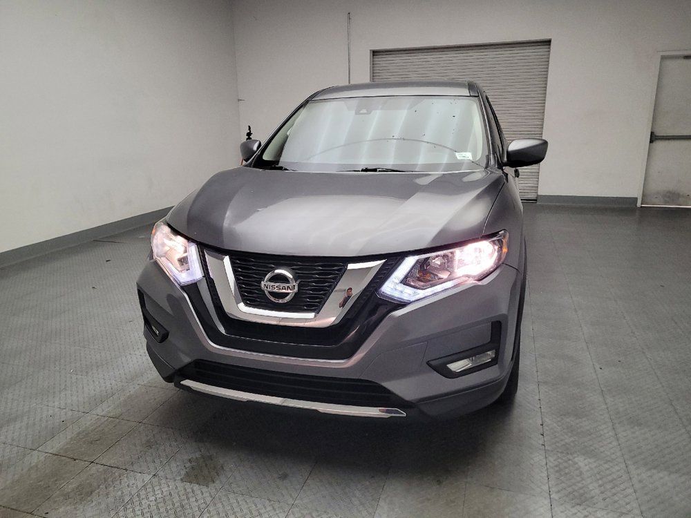 Used 2020 Nissan Rogue S FWD image 15