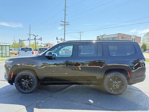New 2026 Jeep Grand Wagoneer Limited AWD/4WD image 5