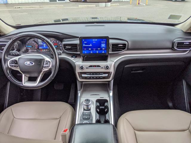 Certified 2023 Ford Explorer XLT w/ Equipment Group 202A AWD/4WD image 7