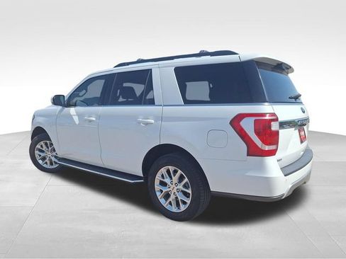 Used 2021 Ford Expedition XLT RWD image 5