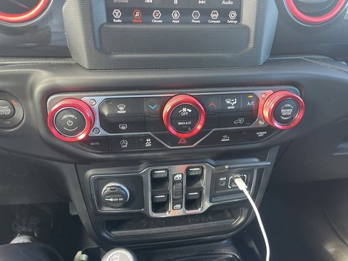 Used 2023 Jeep Wrangler Sport image 16