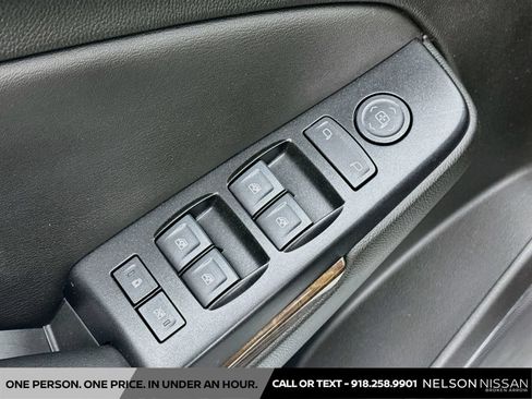 Used 2019 Chevrolet Tahoe LS AWD/4WD image 17