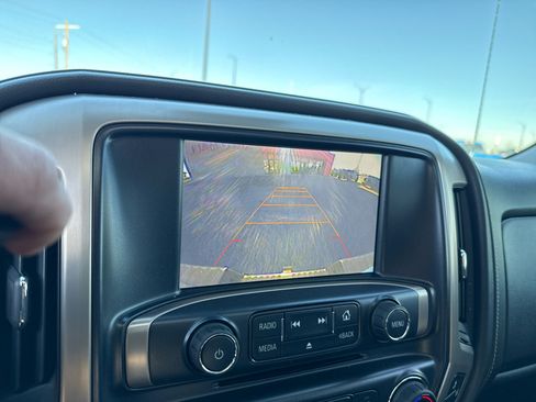 Used 2015 GMC Sierra 2500 Denali w/ Duramax Plus Package image 25