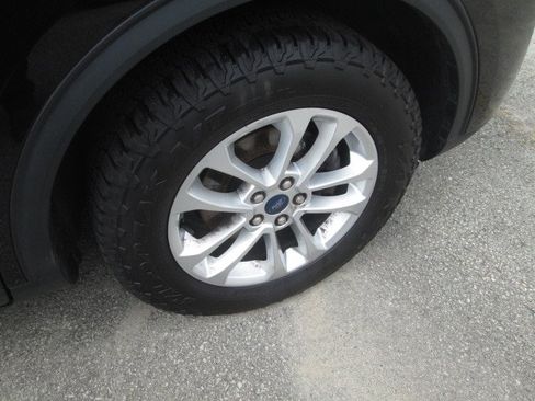 Used 2022 Ford Escape SE w/ Convenience Package image 12