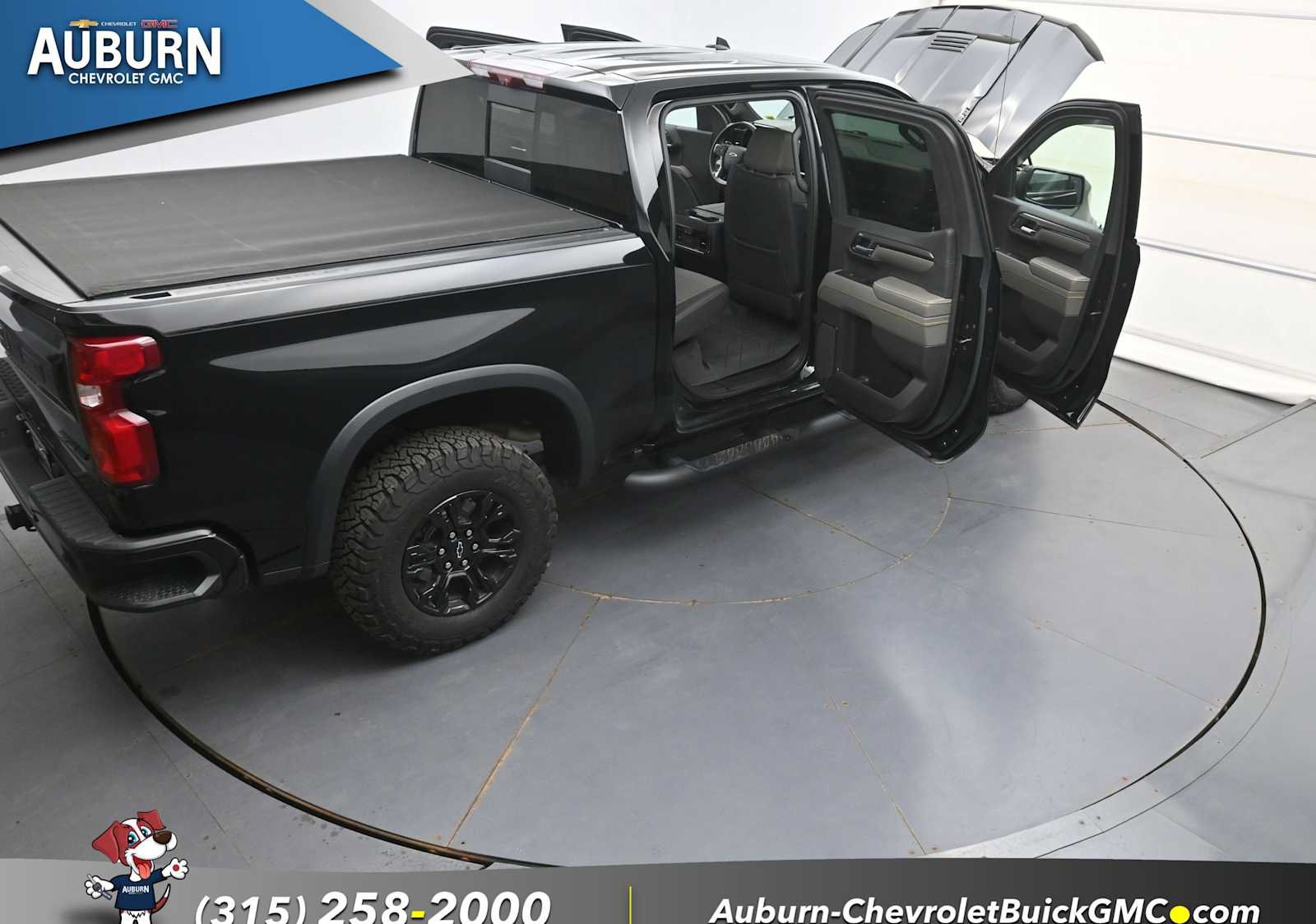 Used 2024 Chevrolet Silverado 1500 ZR2 w/ Technology Package AWD/4WD image 42
