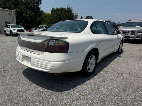 Used 2003 Pontiac Bonneville SE FWD image 7