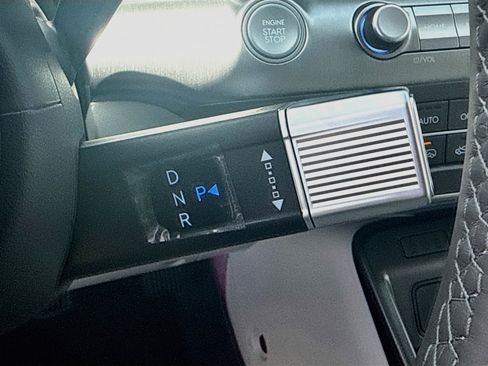 New 2027 Hyundai Kona Limited FWD image 13