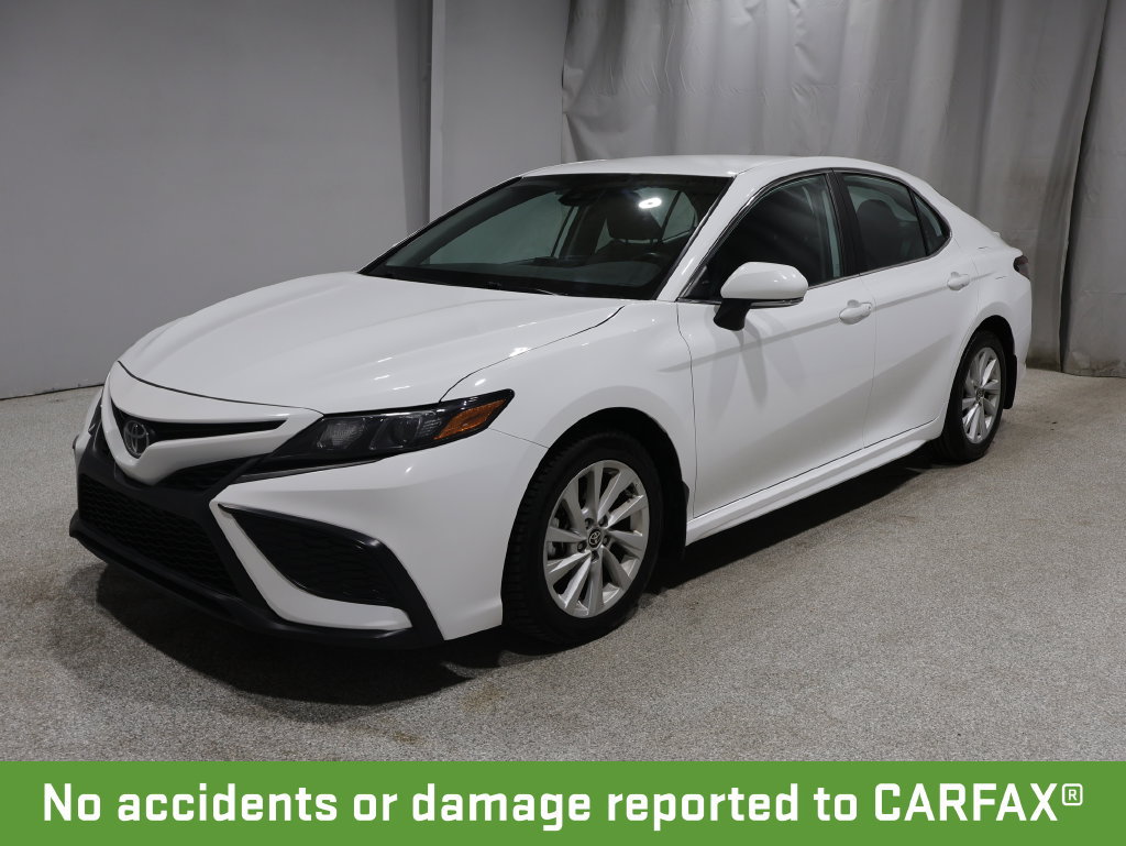 Used 2024 Toyota Camry SE FWD image 5