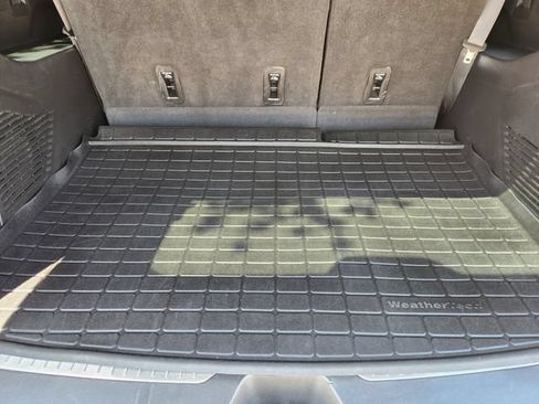 Used 2023 GMC Yukon XL Denali w/ LPO, Floor Liner Package AWD/4WD image 33