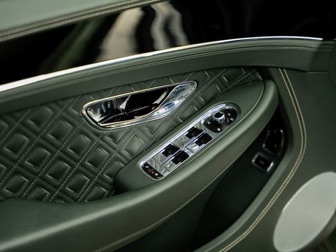 Used 2021 Bentley Continental GT AWD/4WD image 62