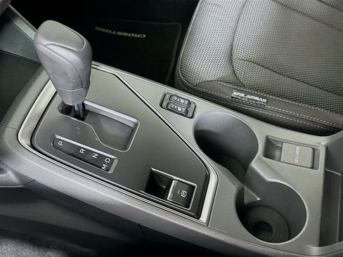 Used 2024 Subaru Crosstrek 2.0i Premium image 24