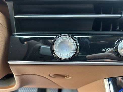 New 2026 Genesis GV70 2.5T Advanced image 31