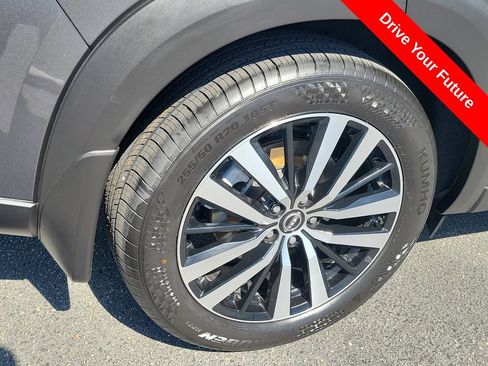 Used 2024 Nissan Pathfinder Platinum w/ Cargo Package FWD image 30