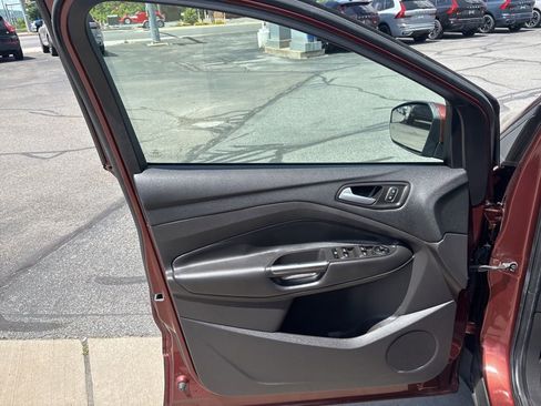 Used 2018 Ford Escape SEL FWD image 14