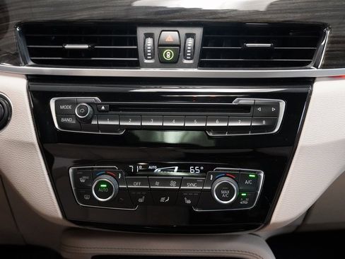 Used 2018 BMW X1 xDrive28i w/ Convenience Package image 21