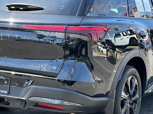 Used 2026 INFINITI QX60 Autograph w/ Dark Cargo Package AWD/4WD image 8