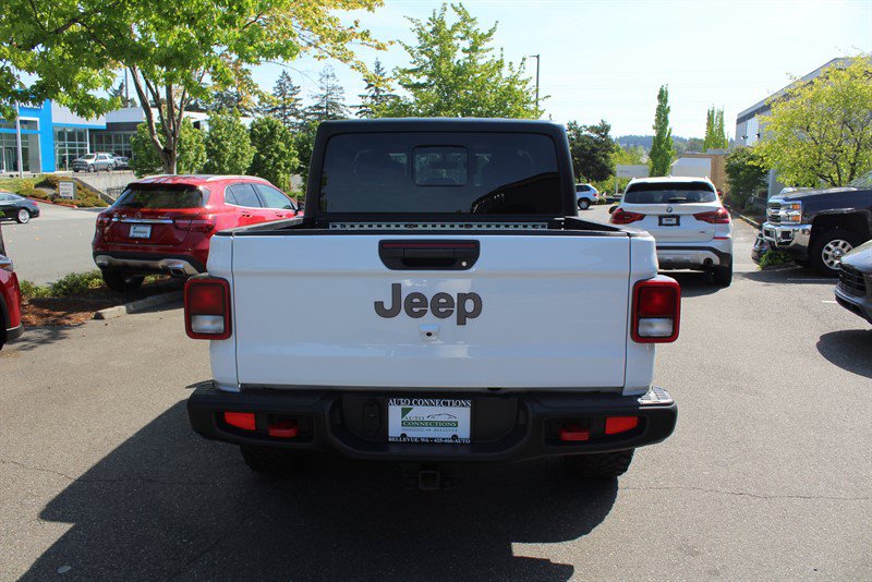 Used 2023 Jeep Gladiator Rubicon w/ Trailer Tow Package AWD/4WD image 4