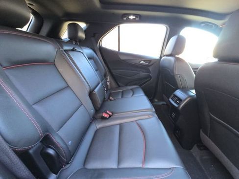 Used 2022 Chevrolet Equinox RS w/ RS Leather Package image 15