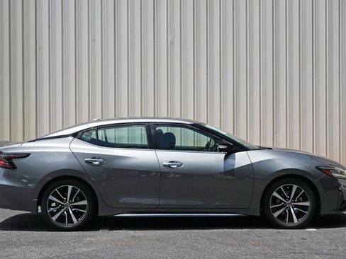 Used 2021 Nissan Maxima 3.5 SV w/ Floor Mat Group FWD image 49