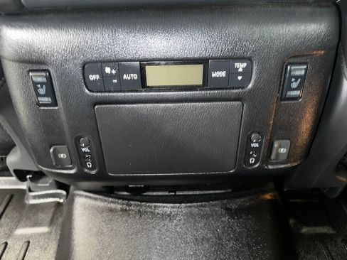 Used 2020 Nissan Armada Platinum w/ Captain's Chairs Package AWD/4WD image 25