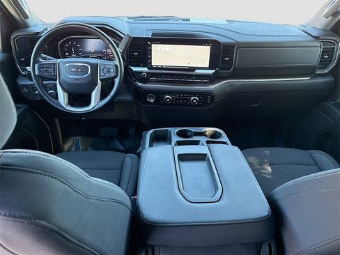 Used 2024 GMC Sierra 1500 Elevation image 23