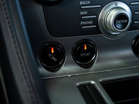 Used 2011 Aston Martin DB9 Coupe RWD image 42