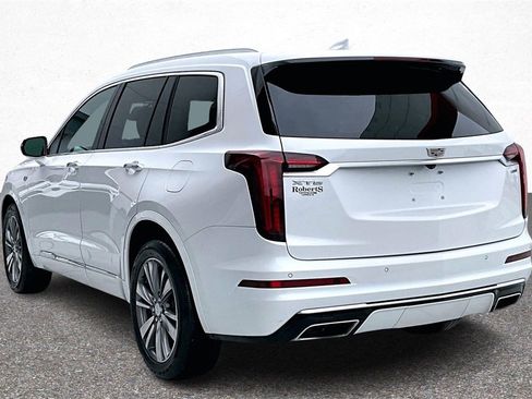 Used 2021 Cadillac XT6 Premium Luxury image 5